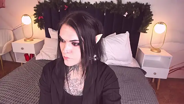 EvanEdie online show from December 16, 2024, 1:54 pm