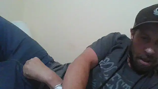 Snapshot of axelongshaft69 chatting on May 16, 2026, 5:59 am axelongshaft69 online show from May 16, 2026, 5:59 am