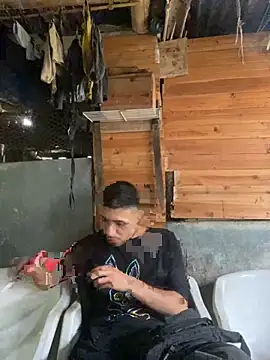 Jestebanano online show from September 27, 2025, 8:14 pm