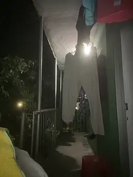 Jestebanano online show from April 5, 2026, 4:53 am