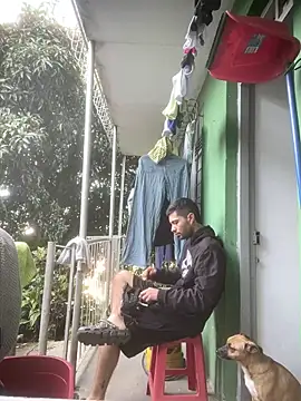 Jestebanano online show from April 14, 2026, 12:55 pm