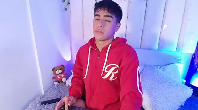 kiing azahell online show from January 24, 2025, 1:24 am