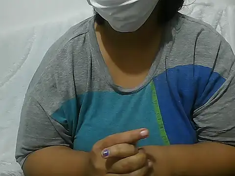 Queen of boobs01 online show from January 8, 2025, 5:48 pm