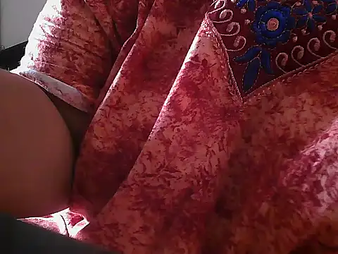 Queen of boobs01 online show from April 20, 2026, 3:31 am