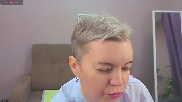 Cutie Erikaa1 online show from December 14, 2025, 2:17 am