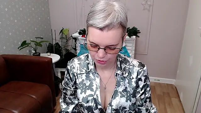 Cutie Erikaa1 online show from January 18, 2026, 2:26 am