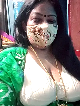 maniisha online show from April 10, 2026, 3:39 pm