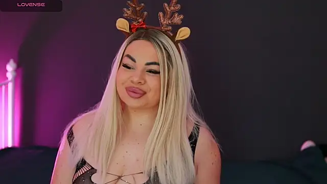 MissLilaa online show from December 14, 2024, 5:58 pm