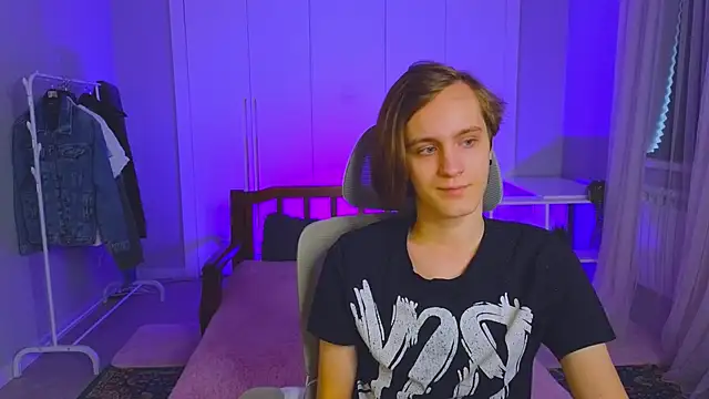 nikompell online show from February 27, 2025, 4:31 am