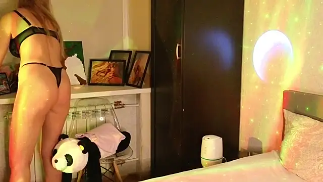 Erotic Ann online show from April 1, 2026, 1:41 pm