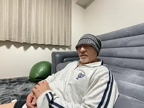 Grandpa29hijii online show from March 13, 2025, 12:35 pm