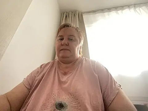 Limonka-Fire online show from February 8, 2025, 12:28 pm