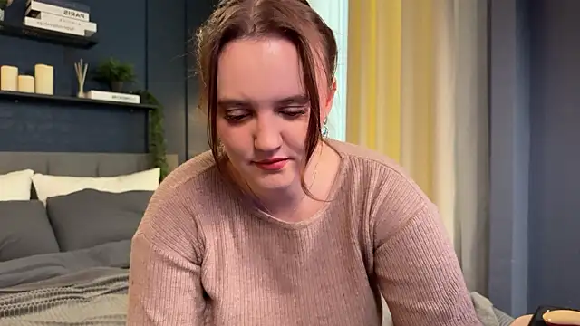 Lella Ryann  online show from March 28, 2026, 8:19 pm