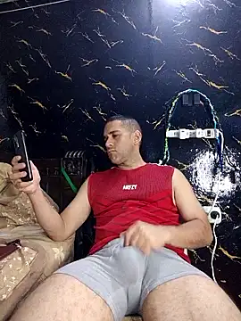 Snapshot of CRISTHIAN_GREY01 chatting on February 27, 2026, 3:39 am CRISTHIAN GREY01 online show from February 27, 2026, 3:39 am