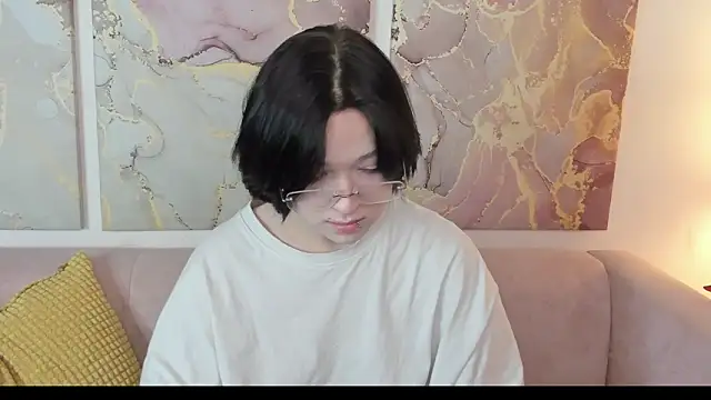 fiamoory online show from March 7, 2026, 8:11 am