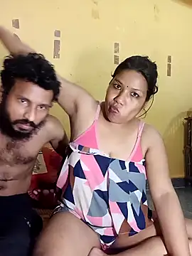 Snapshot of Radhikadavi879 chatting on January 12, 2025, 1:48 pm Radhikadavi879 online show from January 12, 2025, 1:48 pm