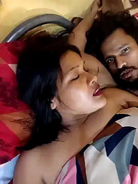 Snapshot of Radhikadavi879 chatting on January 25, 2025, 4:46 pm Radhikadavi879 online show from January 25, 2025, 4:46 pm