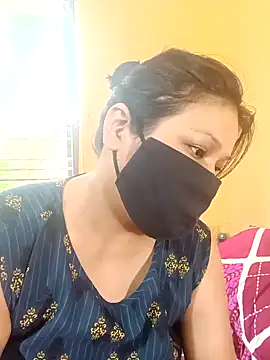 Snapshot of Radhikadavi879 chatting on February 22, 2025, 5:44 am Radhikadavi879 online show from February 22, 2025, 5:44 am