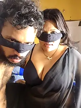 Snapshot of Radhikadavi879 chatting on September 10, 2025, 6:41 pm Radhikadavi879 online show from September 10, 2025, 6:41 pm