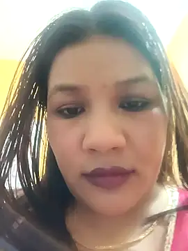 Snapshot of Radhikadavi879 chatting on September 21, 2025, 5:36 pm Radhikadavi879 online show from September 21, 2025, 5:36 pm