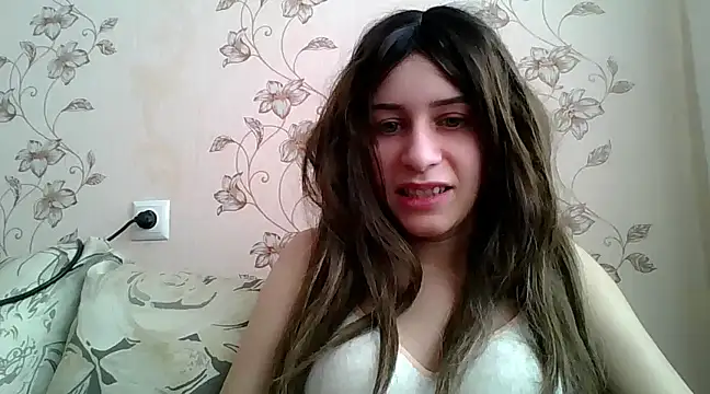 Snapshot of Tasia_uci chatting on February 11, 2025, 12:48 pm Tasia uci online show from February 11, 2025, 12:48 pm