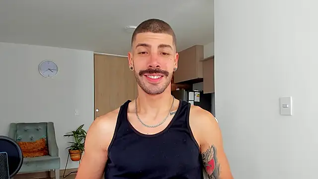 Guyinthemountain online show from December 28, 2024, 12:45 pm