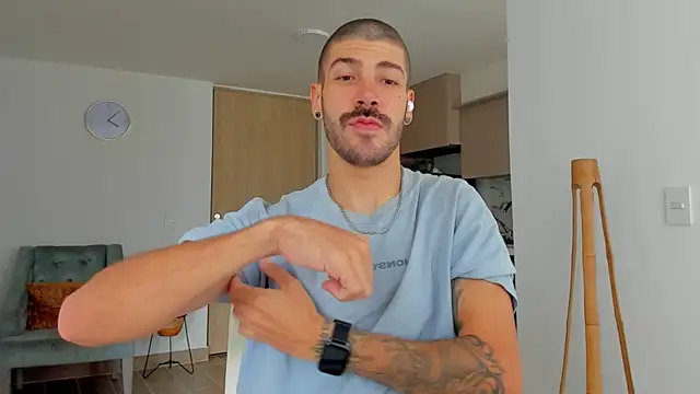 Guyinthemountain online show from January 28, 2025, 12:54 pm