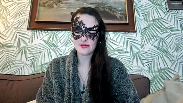 LexiSnowUK online show from March 11, 2025, 10:18 am