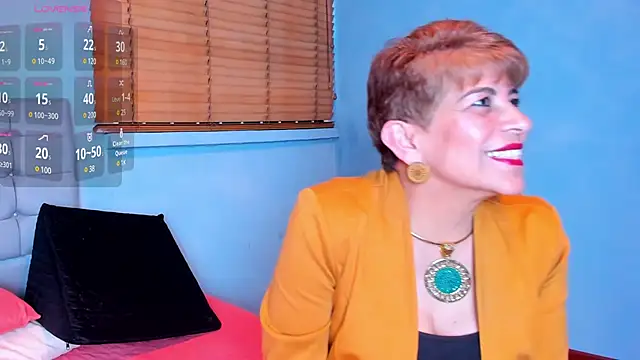 Snapshot of Angelina_Stone_65 chatting on December 5, 2024, 10:34 pm Angelina Stone 65 online show from December 5, 2024, 10:34 pm