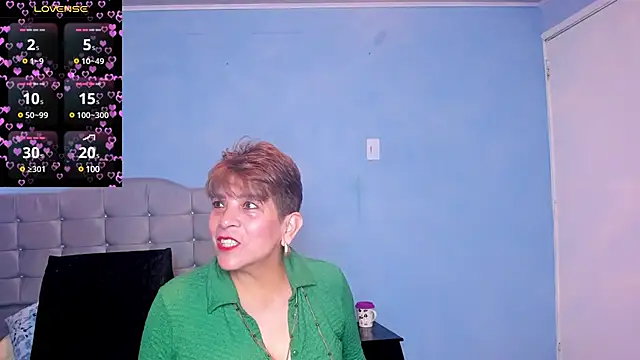 Snapshot of Angelina_Stone_65 chatting on December 21, 2024, 5:07 pm Angelina Stone 65 online show from December 21, 2024, 5:07 pm