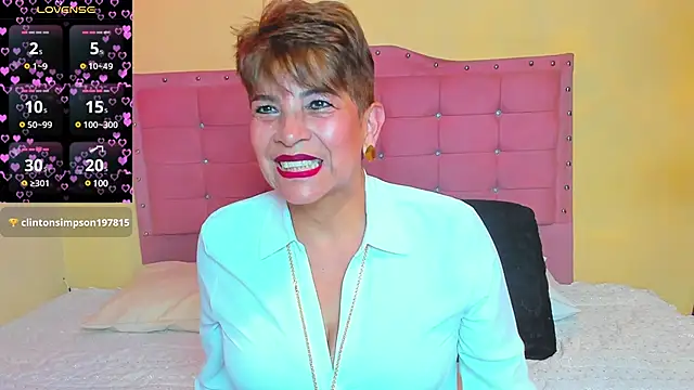 Snapshot of Angelina_Stone_65 chatting on January 18, 2025, 8:09 pm Angelina Stone 65 online show from January 18, 2025, 8:09 pm