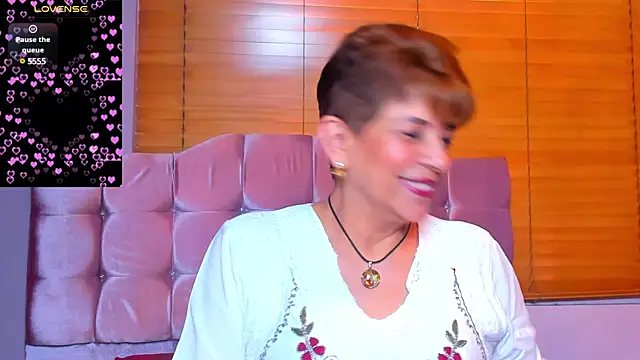 Snapshot of Angelina_Stone_65 chatting on January 26, 2025, 7:20 pm Angelina Stone 65 online show from January 26, 2025, 7:20 pm