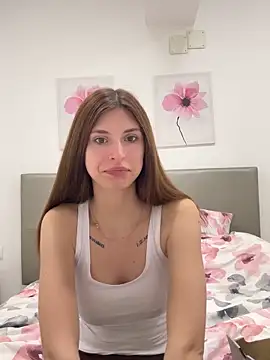 emma05 online show from March 23, 2025, 5:21 am