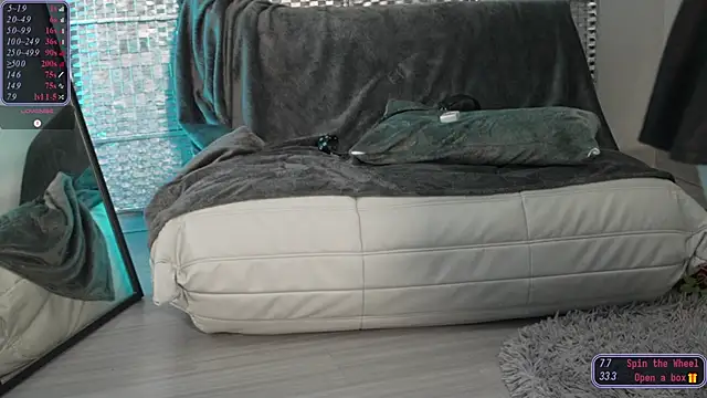 sylvie fey online show from March 17, 2026, 2:27 am