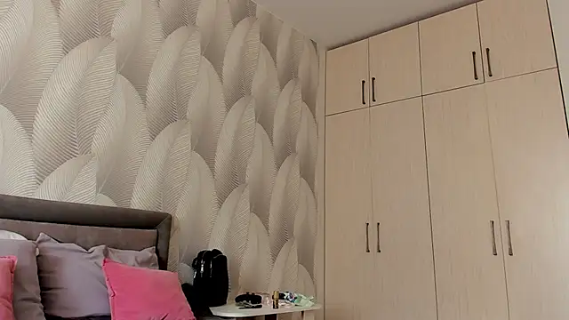 Bambiii bby online show from February 25, 2026, 3:49 am