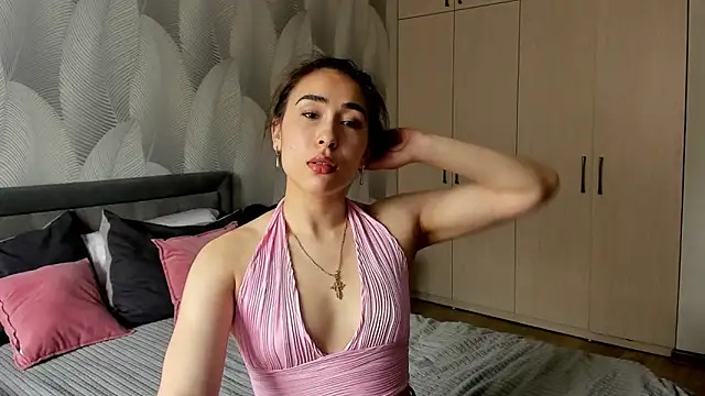 Snapshot of Bambiii_bby chatting on June 11, 2026, 7:06 am Bambiii bby online show from June 11, 2026, 7:06 am