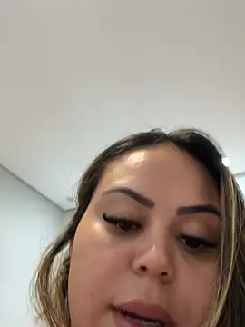 lariic online show from February 21, 2026, 4:13 am