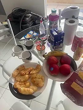 lariic online show from February 27, 2026, 12:16 pm