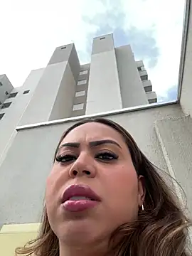 lariic online show from March 13, 2026, 8:15 pm