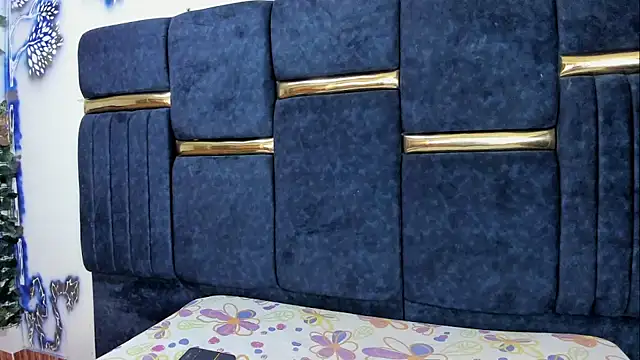 skaysanchez1 online show from March 26, 2026, 8:14 pm