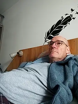 bogland33 online show from February 11, 2026, 1:16 pm