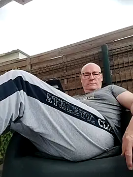 bogland33 online show from May 31, 2026, 1:40 pm