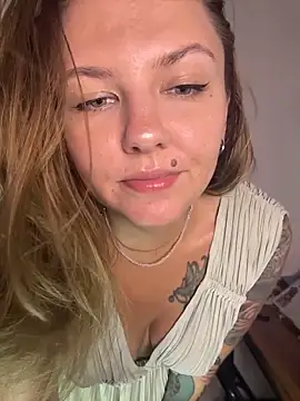  private person  online show from April 19, 2026, 10:25 am