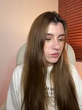 Snapshot of ARITOO_ chatting on February 24, 2025, 3:33 am ARITOO  online show from February 24, 2025, 3:33 am