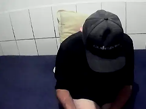 pierdona online show from March 24, 2026, 8:25 pm