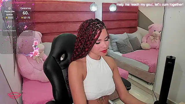 Snapshot of anna__duff chatting on January 10, 2025, 4:12 am anna duff online show from January 10, 2025, 4:12 am