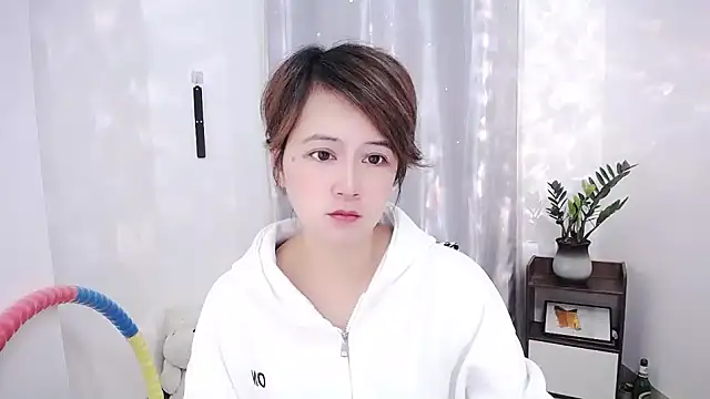 Snapshot of Fan_ting chatting on February 16, 2025, 3:47 am Fan ting online show from February 16, 2025, 3:47 am