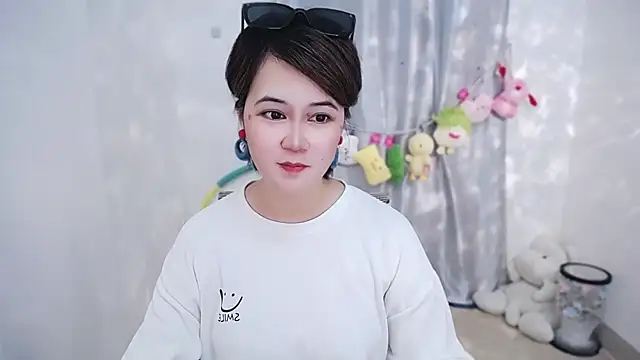 Snapshot of Fan_ting chatting on September 9, 2025, 10:48 am Fan ting online show from September 9, 2025, 10:48 am