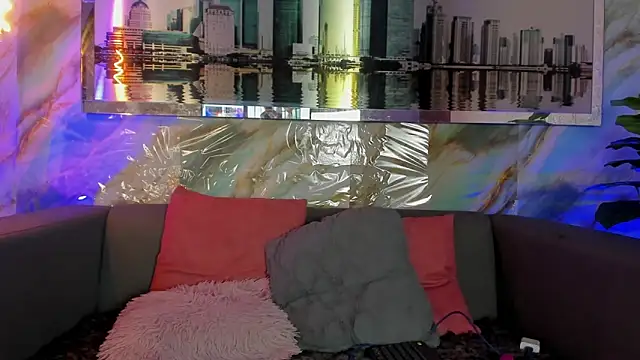 Layla 707 online show from March 7, 2025, 12:04 am