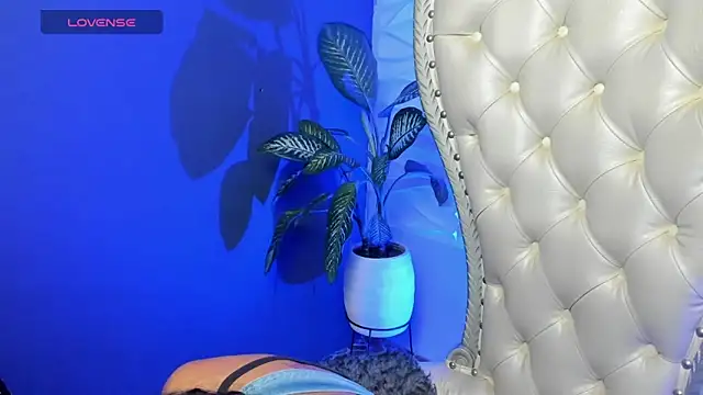 Layla 707 online show from October 31, 2025, 12:22 am